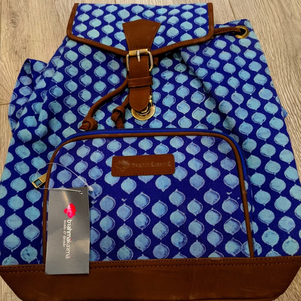 All over print blue back pack